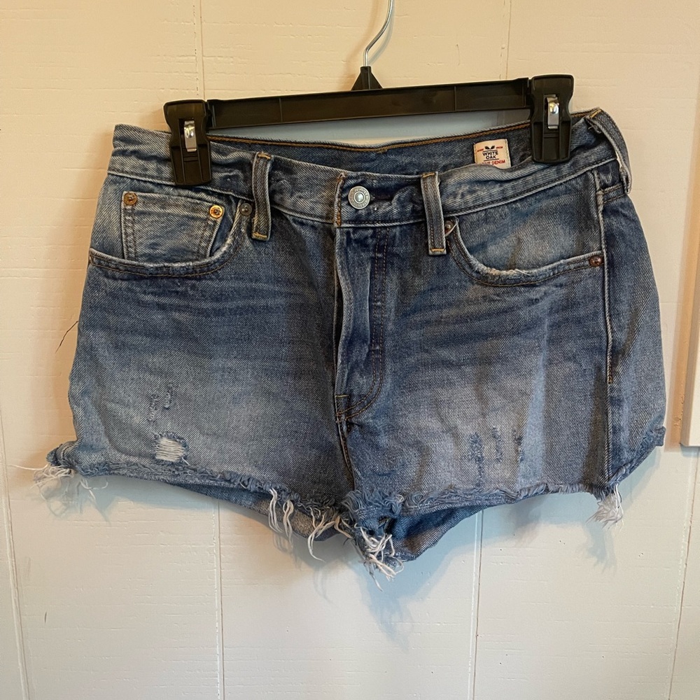 Levi’s shorts